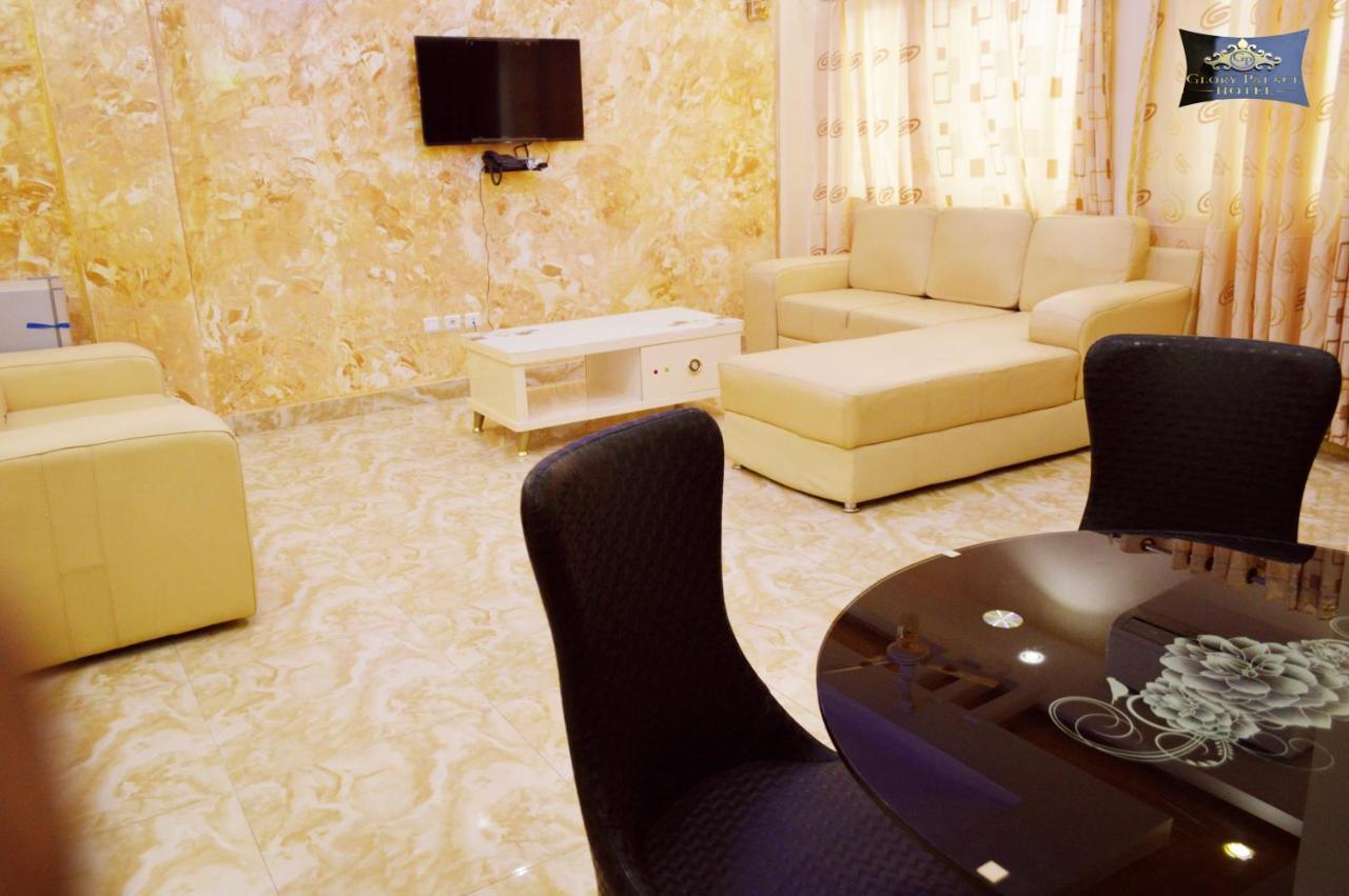 Glory Palace Hotel Cotonou Exterior foto